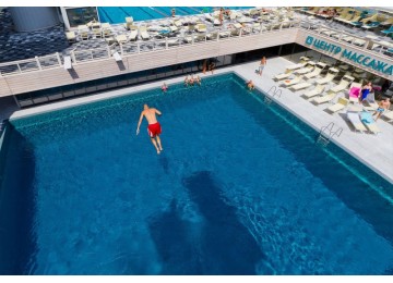 Отель Ялта-Интурист| Прыжковый бассейн